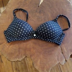 Victoria's Secret body by Victoria 34B wireless